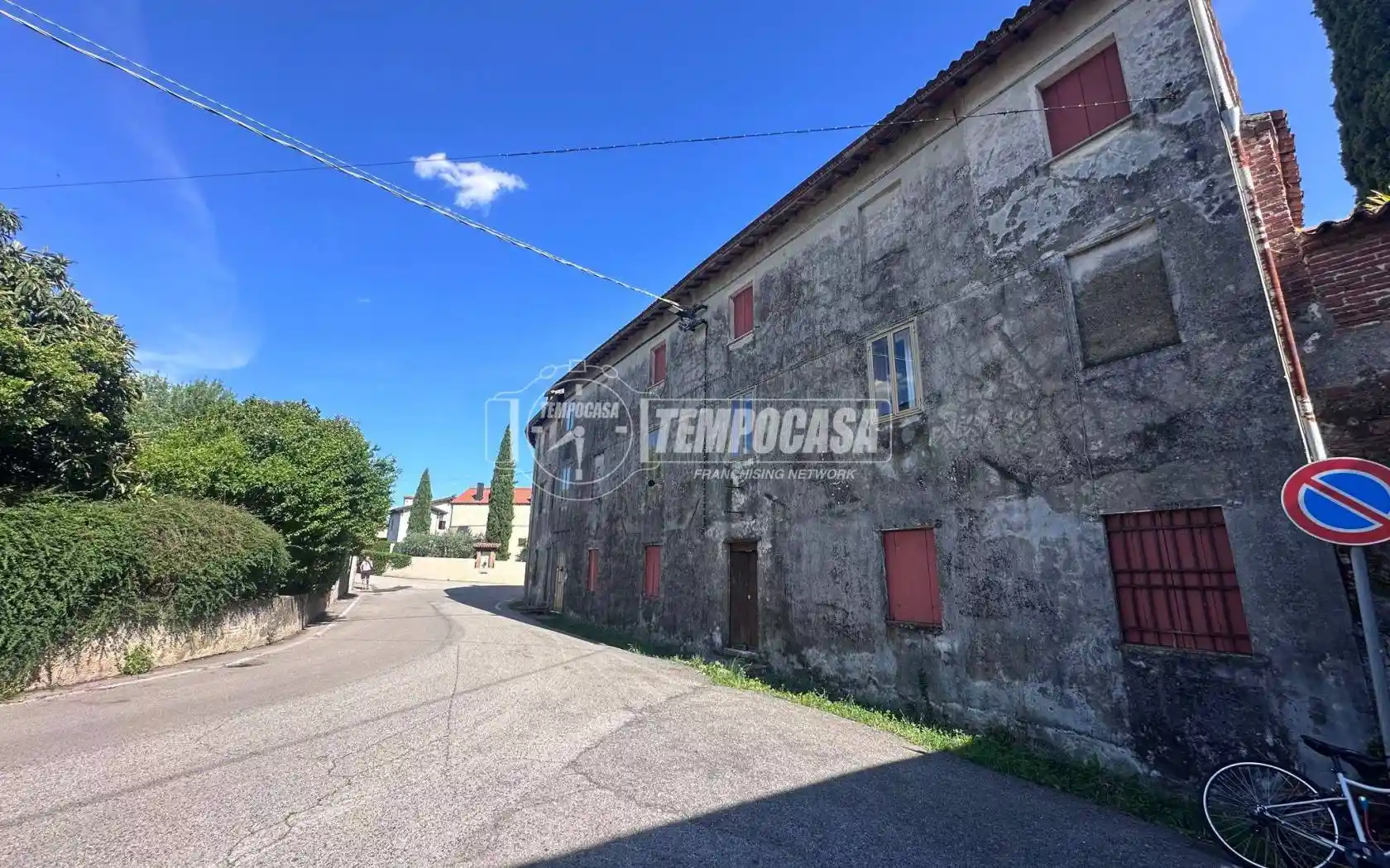 Palazzo - Edificio in vendita a Bassano del Grappa