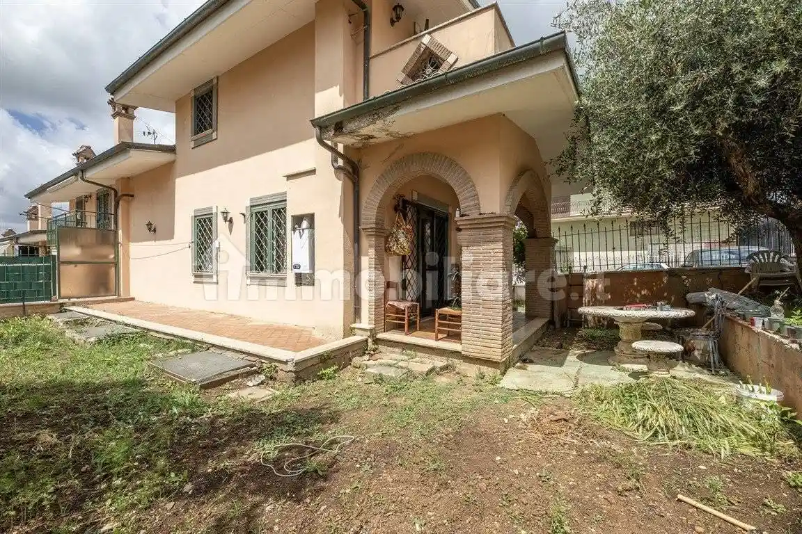 Villetta a schiera in vendita a Fonte Nuova