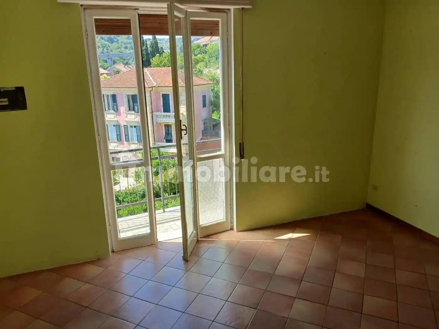 Appartamento in vendita a Imperia