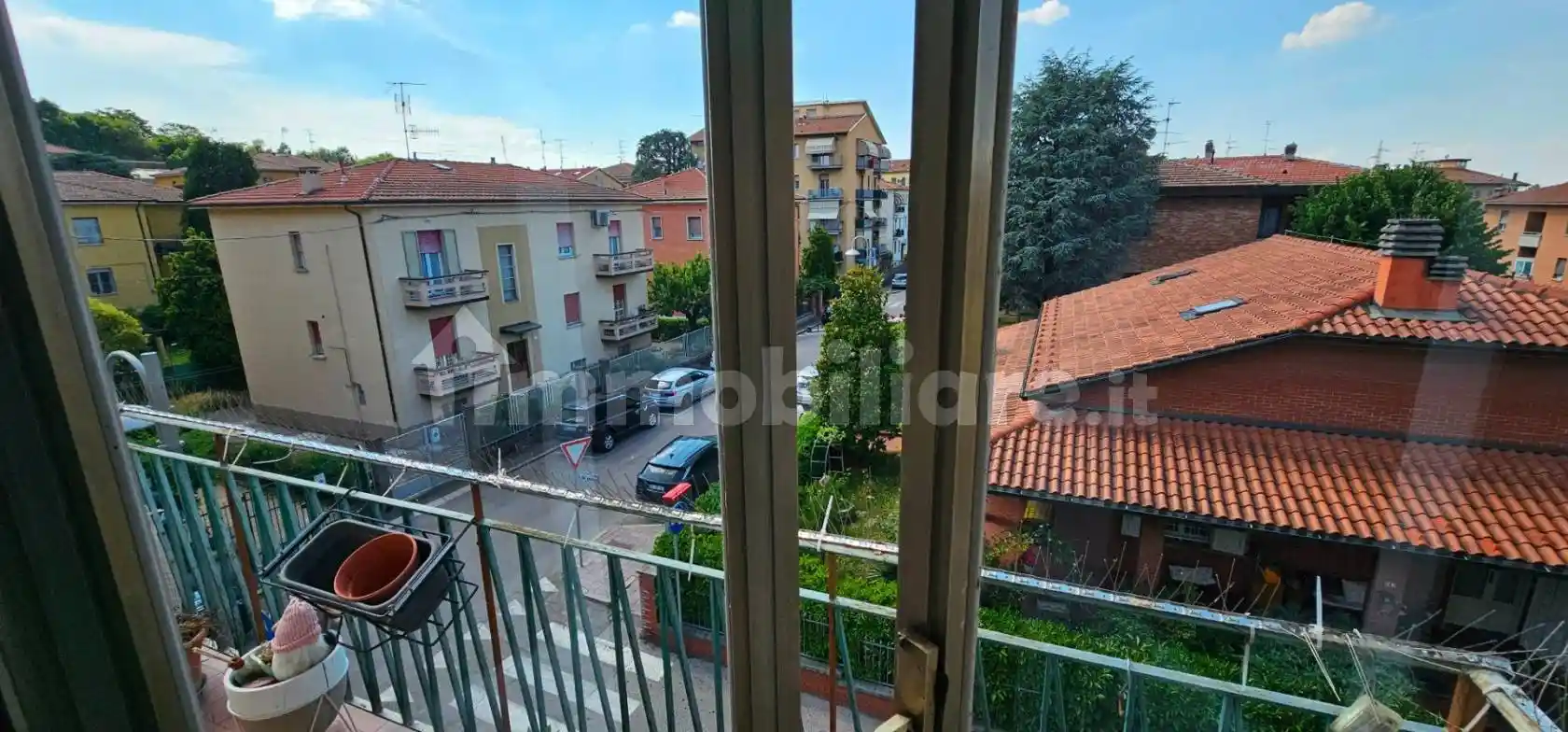 Appartamento in vendita a Casalecchio di Reno