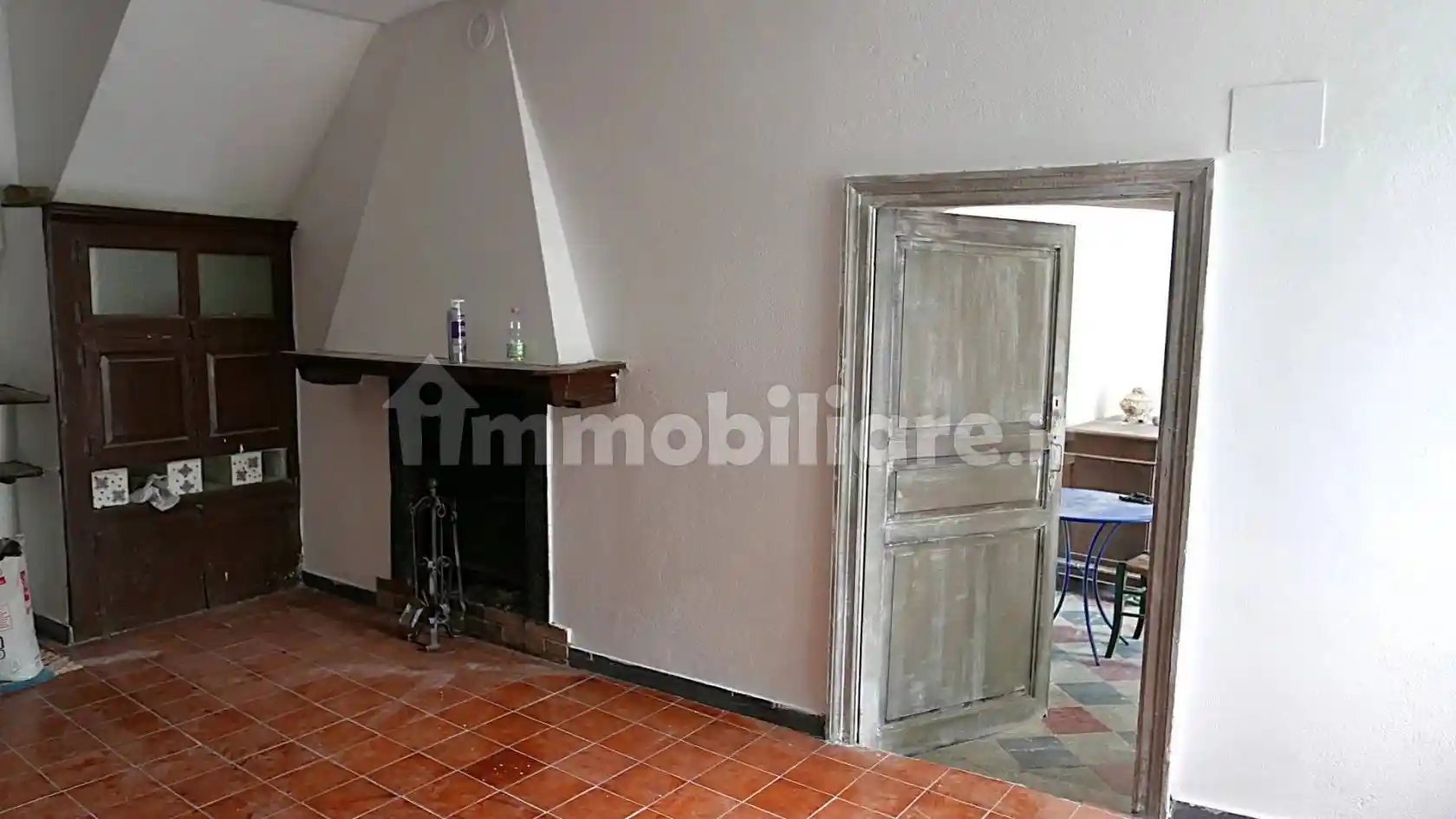 Casa indipendente in vendita a Rocchetta Nervina