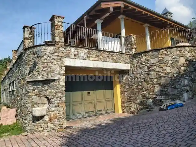 Villa in vendita a Mergozzo