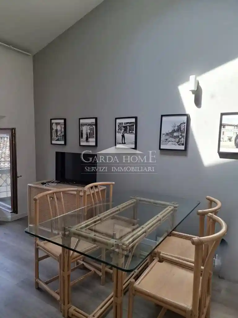 Appartamento in affitto a Desenzano del Garda