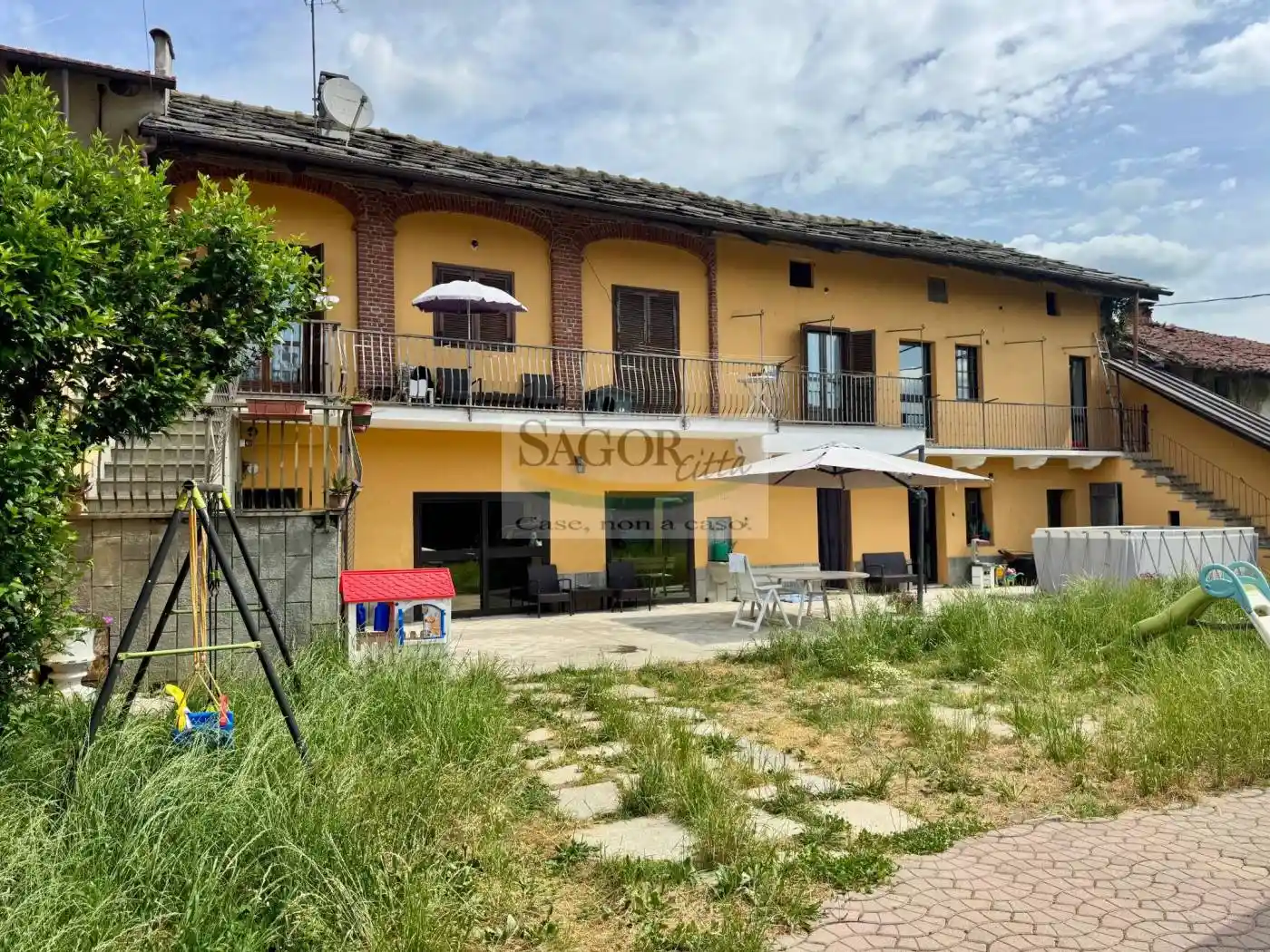 Villa in vendita a Cavour