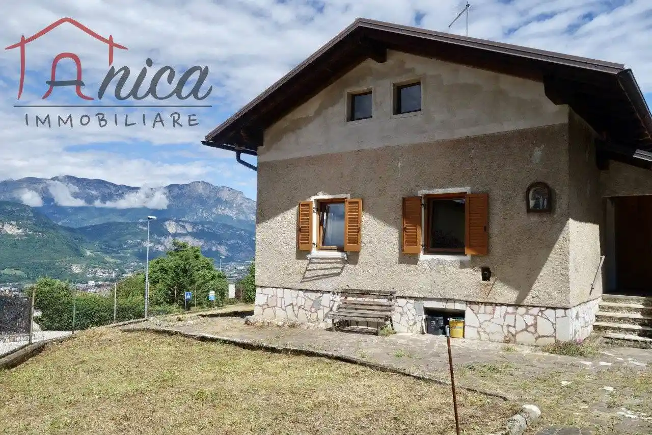 Villa in vendita a Trento