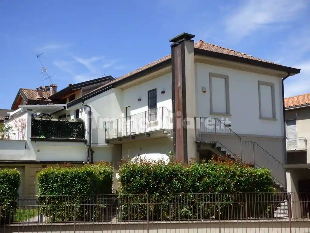 Appartamento in vendita a Desio
