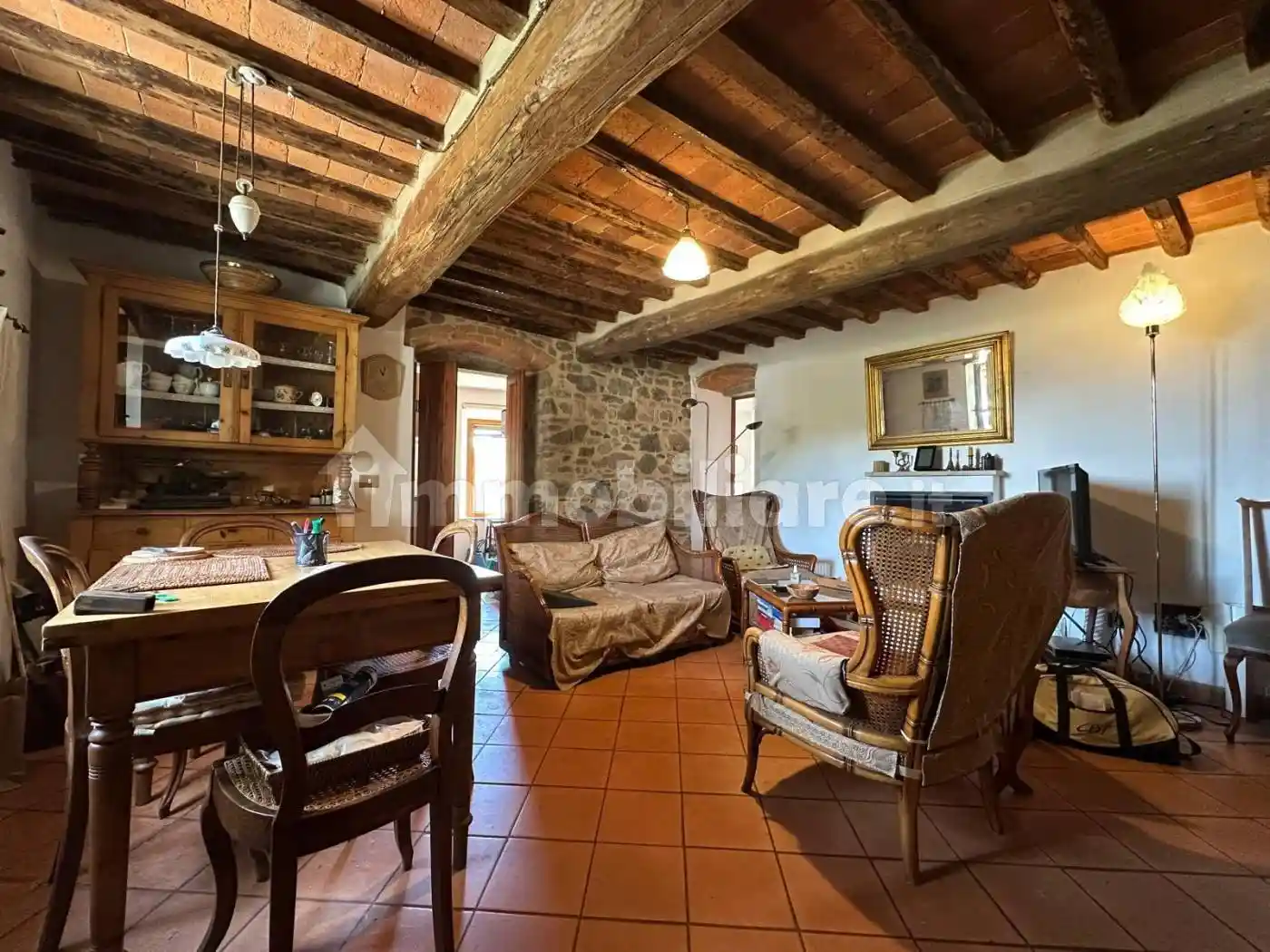 Casa indipendente in vendita a Pistoia