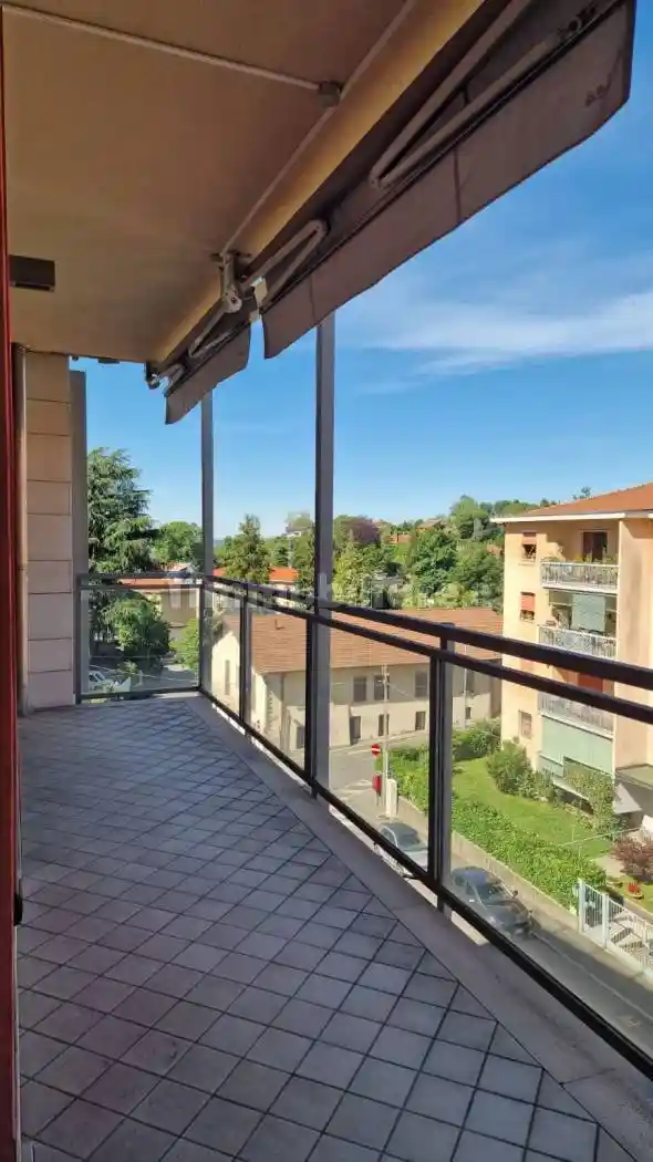 Appartamento in affitto a Varese