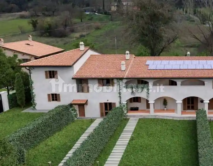 Villetta a schiera in vendita a Figline e Incisa Valdarno