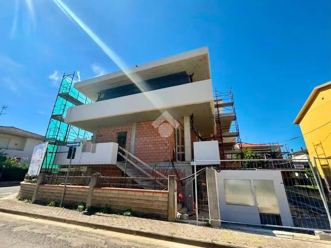 Casa indipendente in vendita a Capraia e Limite