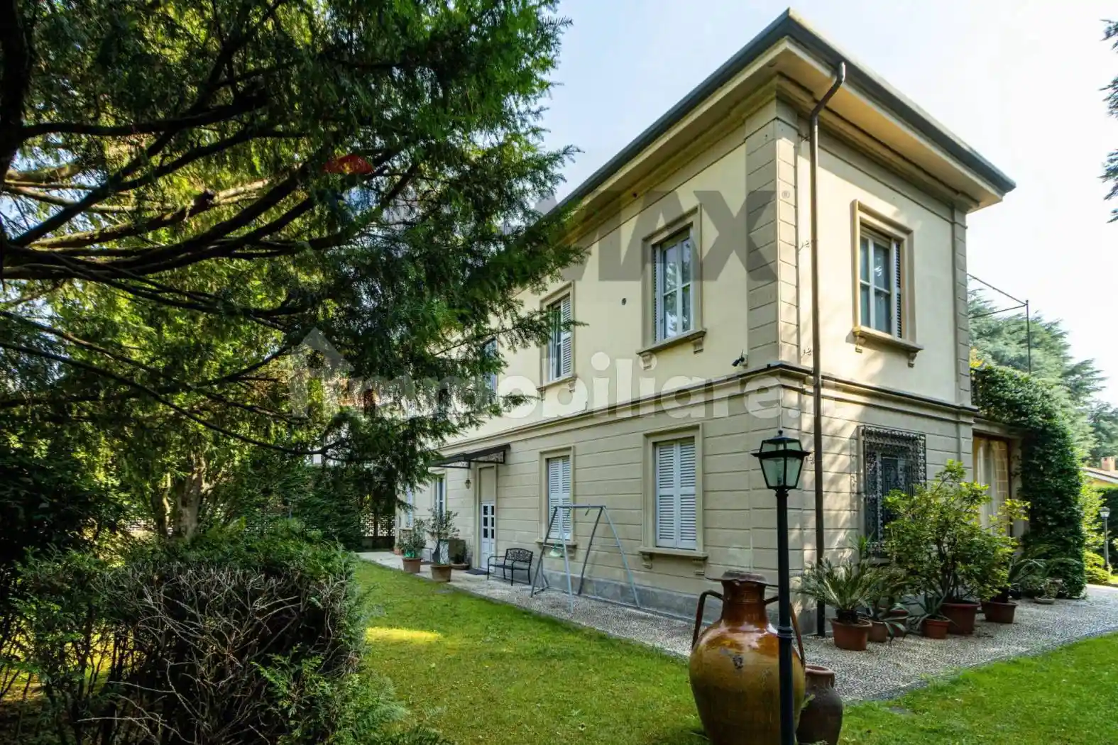 Villa in vendita a Seveso
