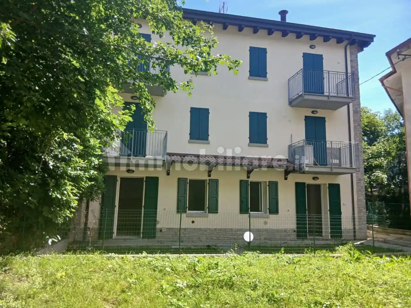 Appartamento in vendita a Lizzano in Belvedere