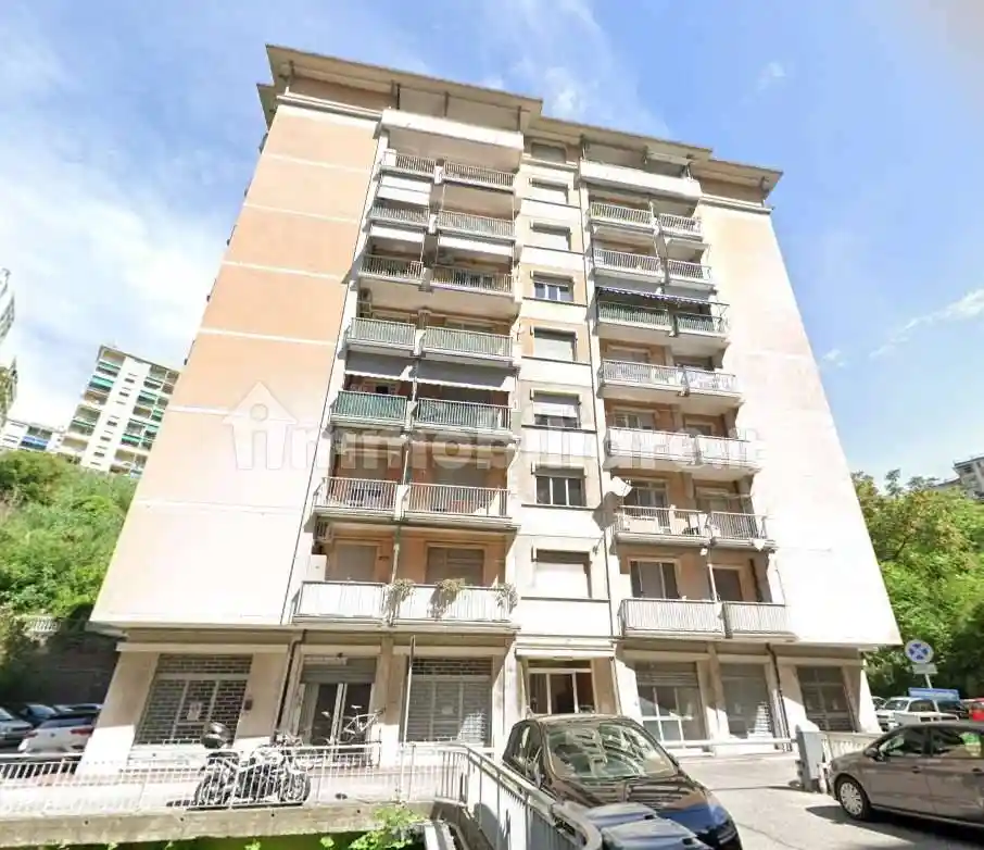 Appartamento in vendita a Genova