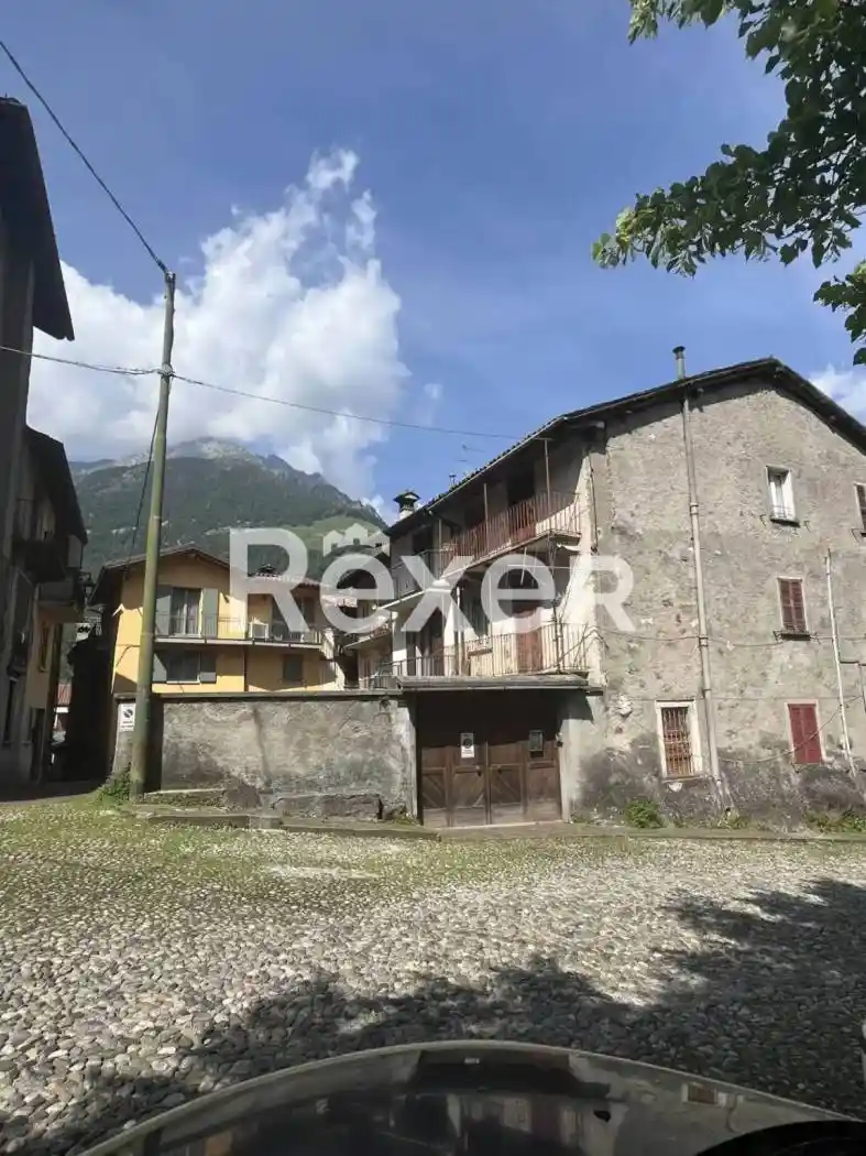 Casa indipendente in vendita a Ardesio
