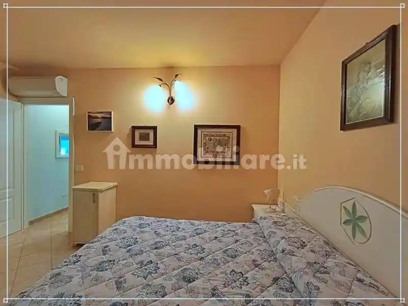 Appartamento in vendita a Sassetta