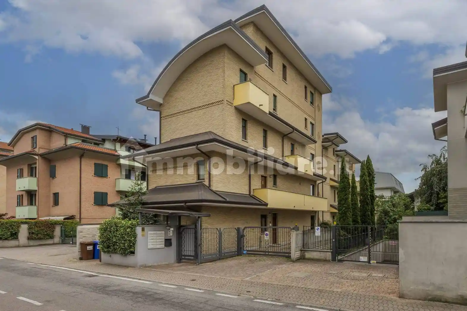 Appartamento in vendita a Limbiate