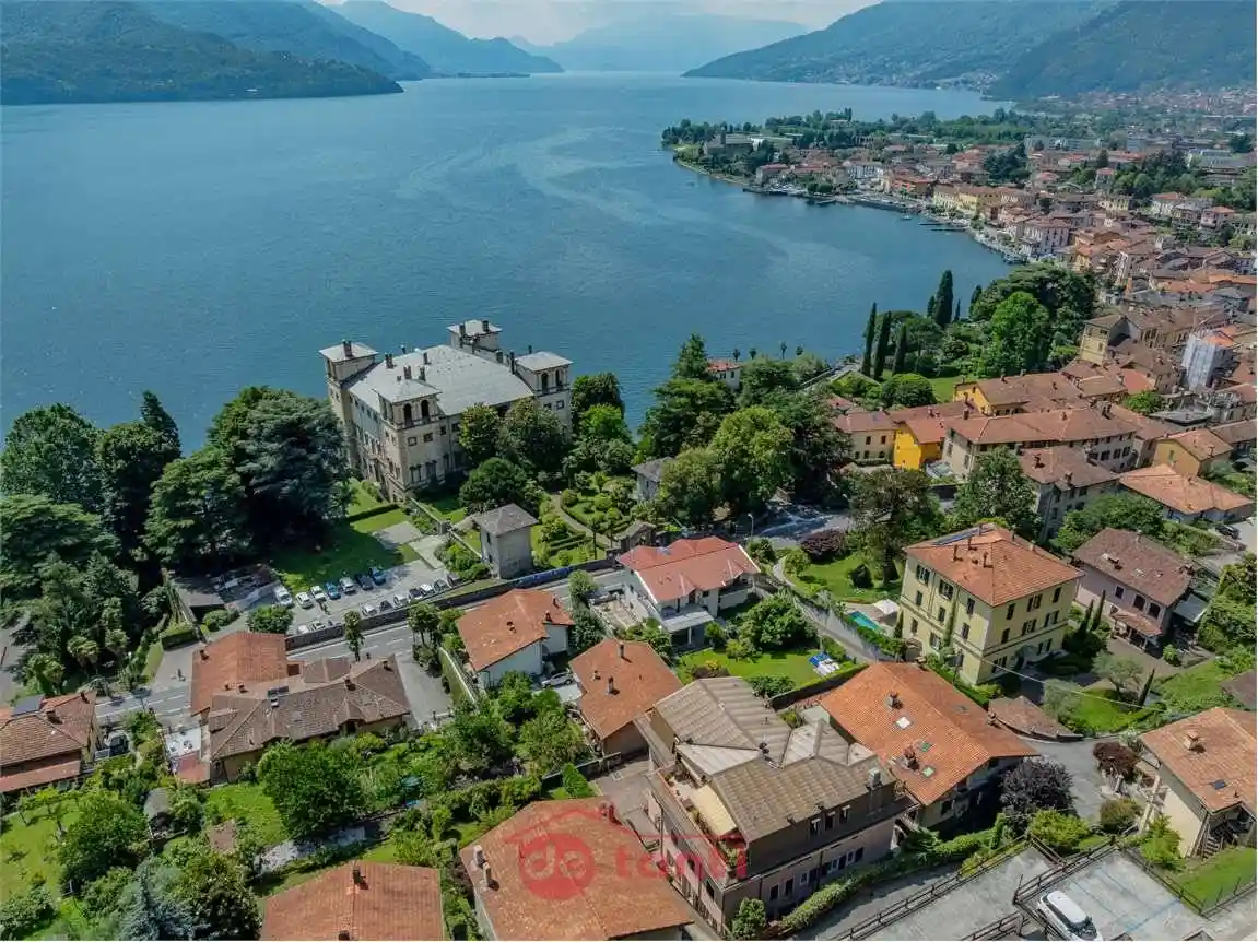 Appartamento in vendita a Gravedona ed Uniti