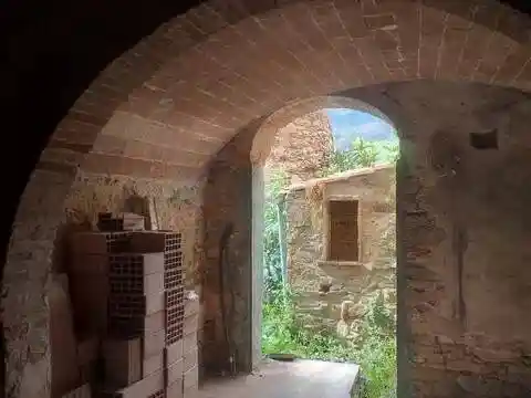 Rustico - Casale in vendita a Calci