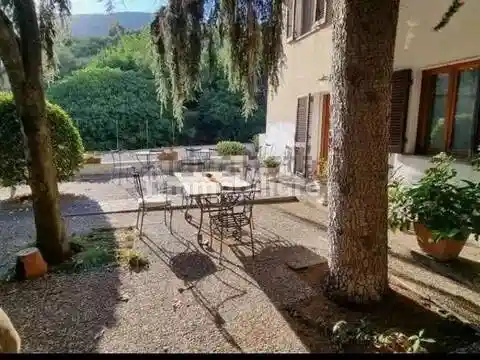 Villa in vendita a Calci