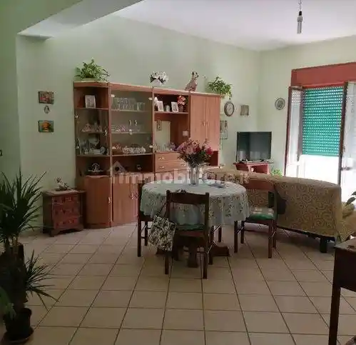 Appartamento in vendita a Davoli