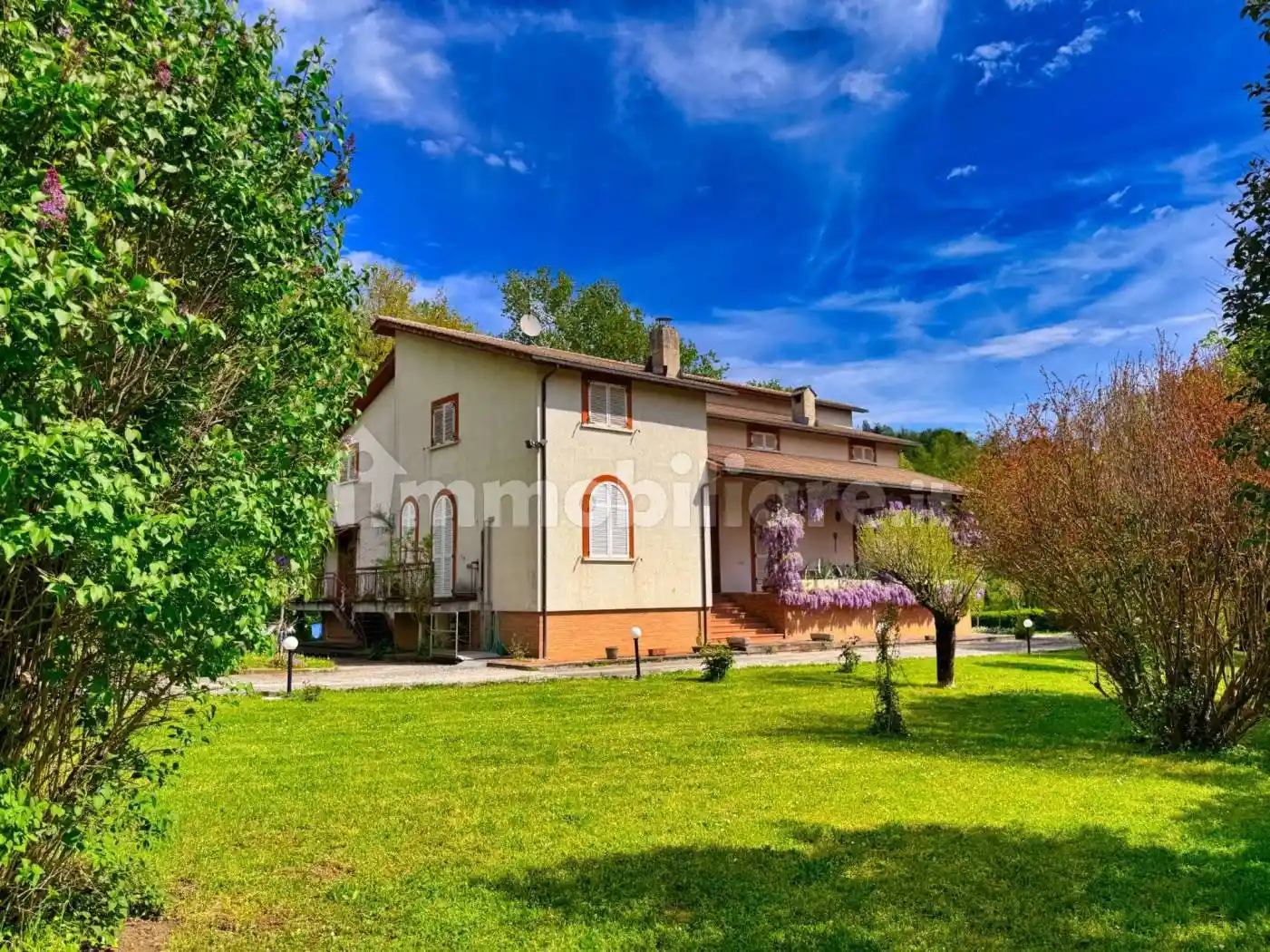 Villa in vendita a Comunanza