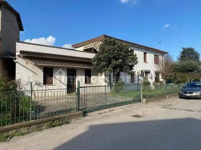 Villa in vendita a Solesino