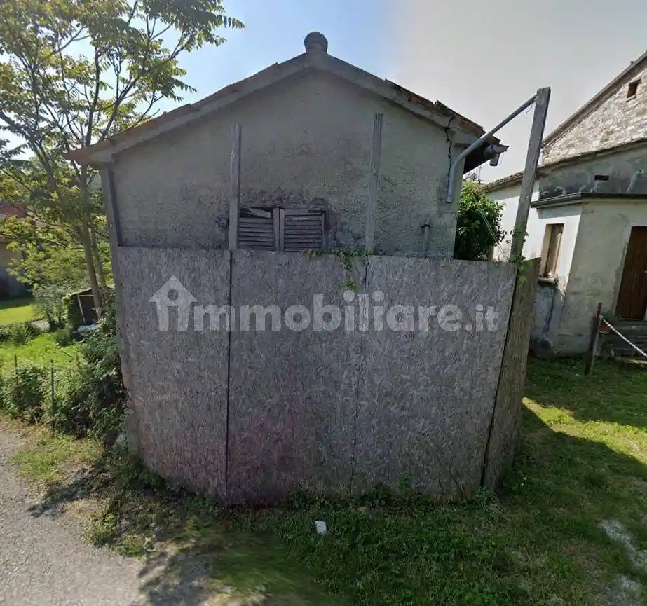 Casa indipendente in vendita a Novafeltria