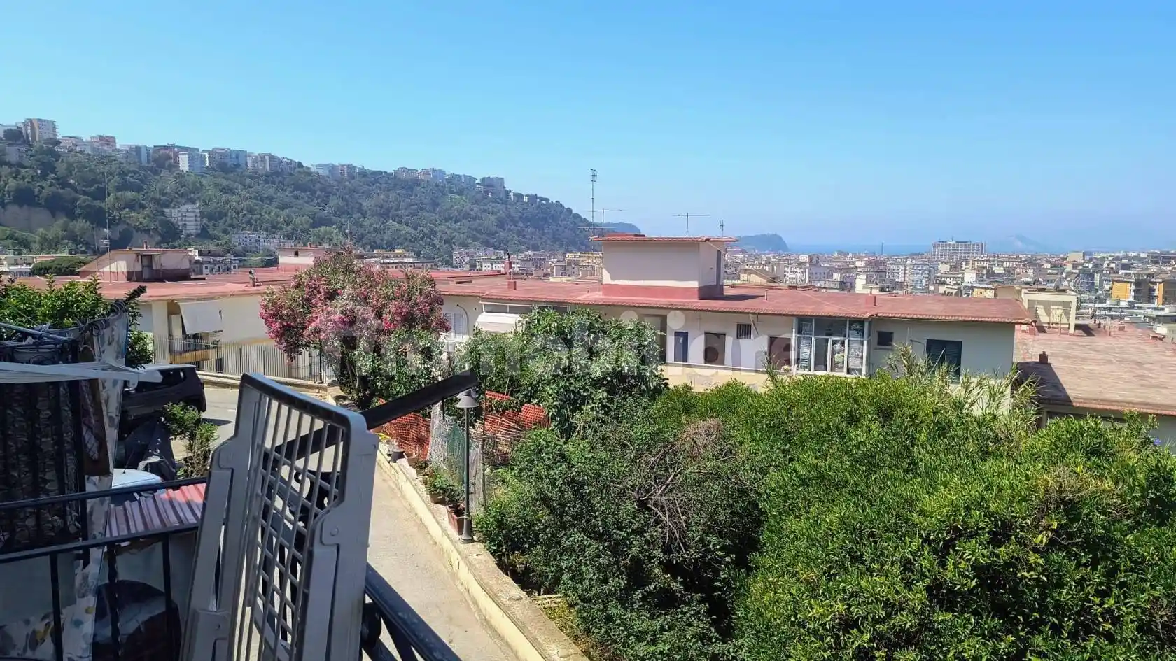 Appartamento in affitto a Napoli