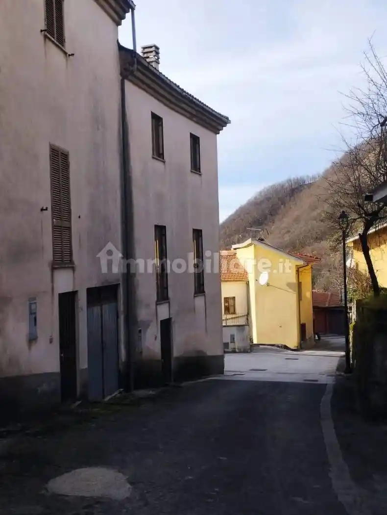 Villa in vendita a San Biagio Saracinisco