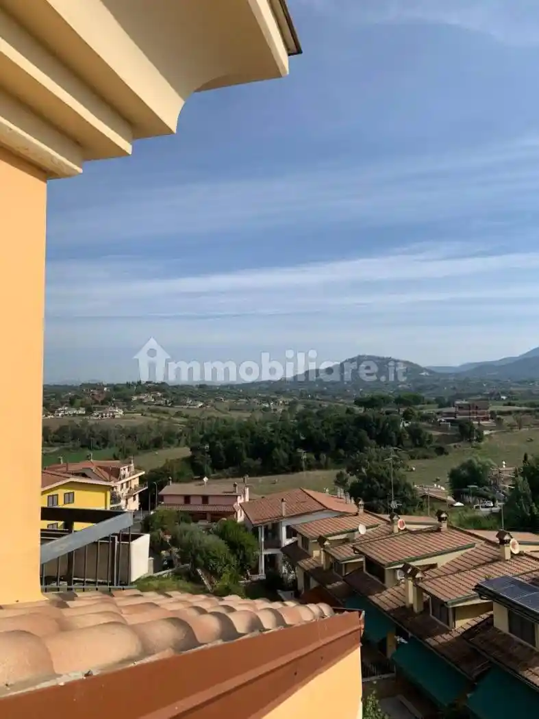 Attico - Mansarda in vendita a Guidonia Montecelio