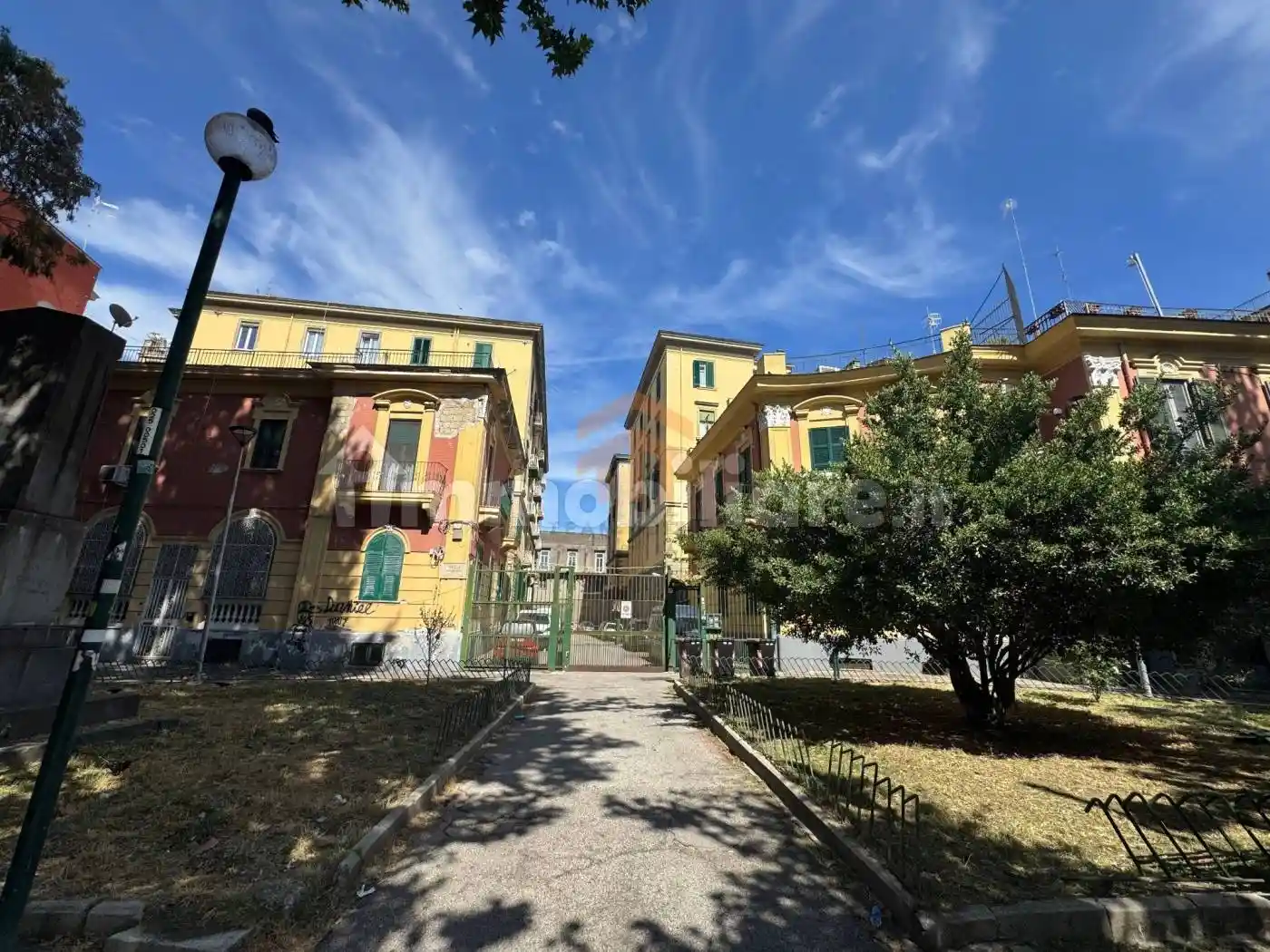 Appartamento in vendita a Napoli