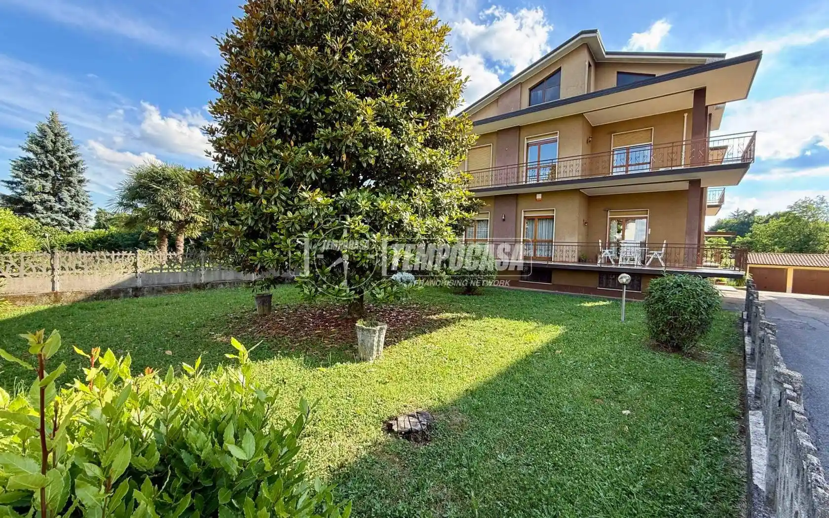 Villa in vendita a Casatenovo