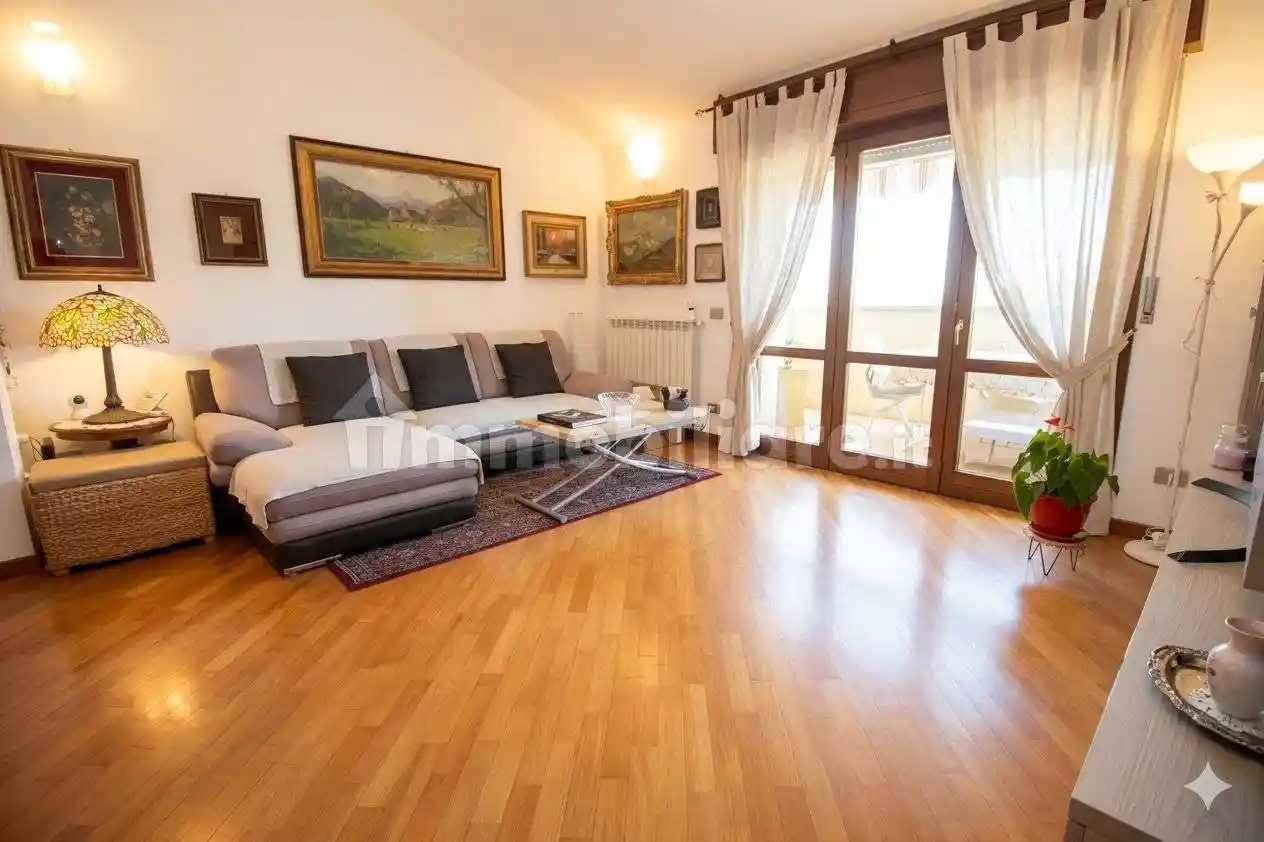Appartamento in vendita a Cerro Maggiore
