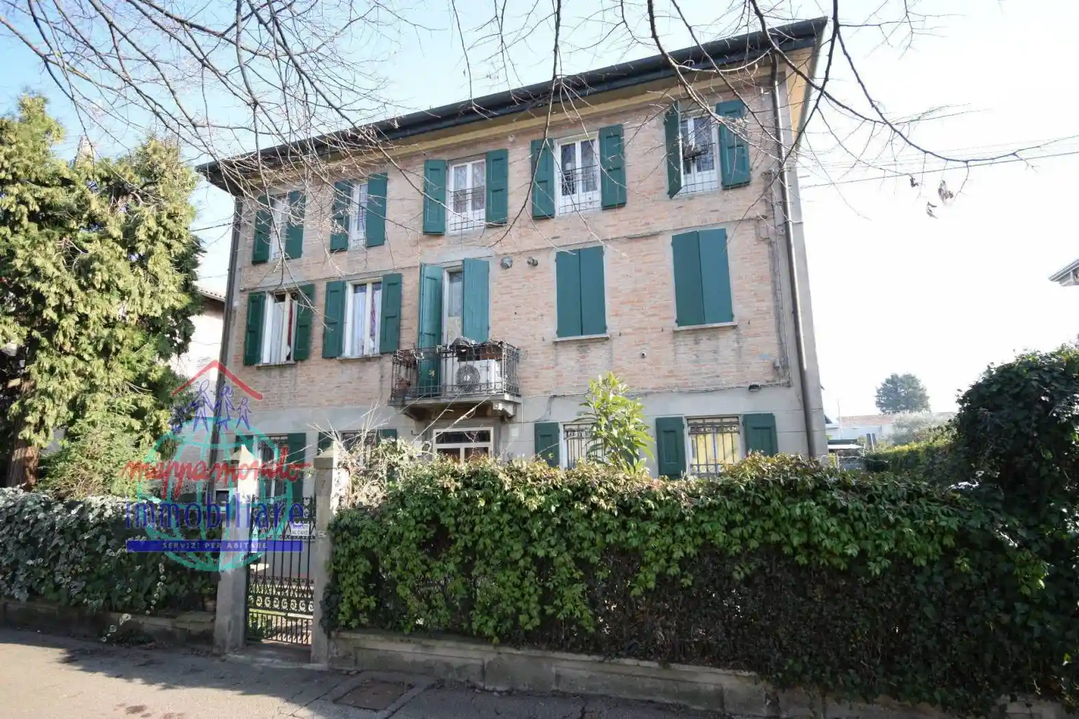 Villa in vendita a Cento