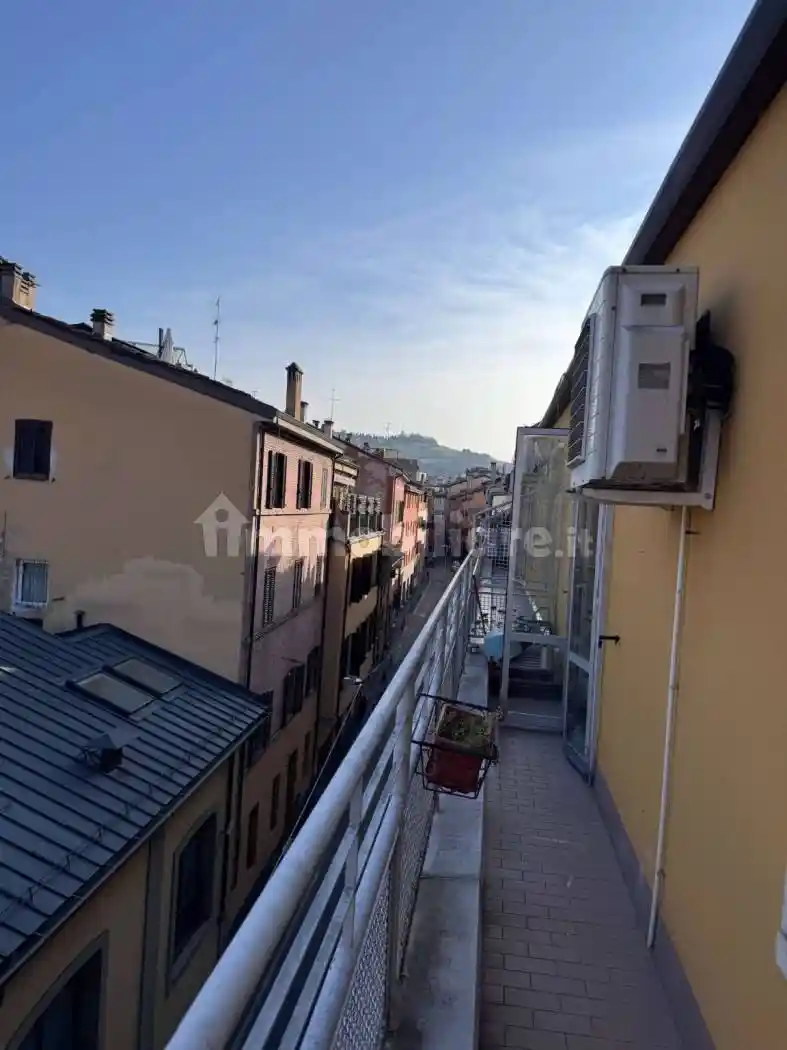 Appartamento in affitto a Bologna