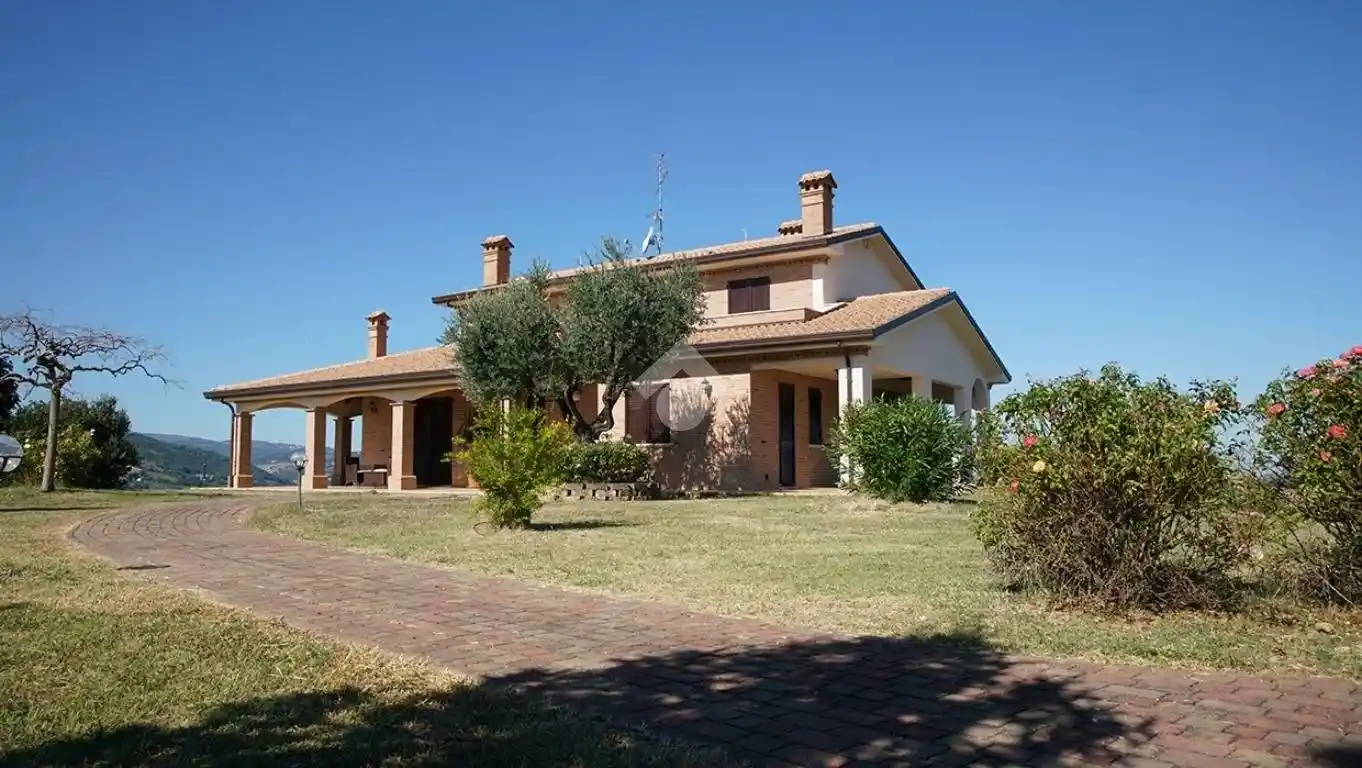 Villa in vendita a San Clemente