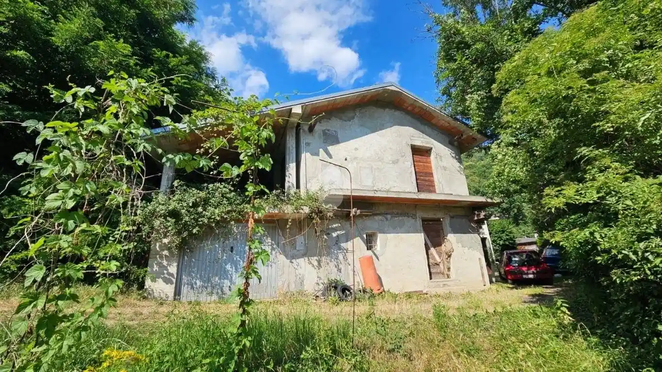 Casa indipendente in vendita a Pinasca