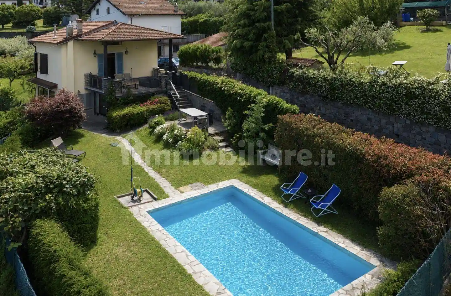 Villa in vendita a Pianello del Lario