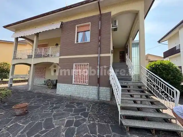 Villa in vendita a Ponte dell'Olio