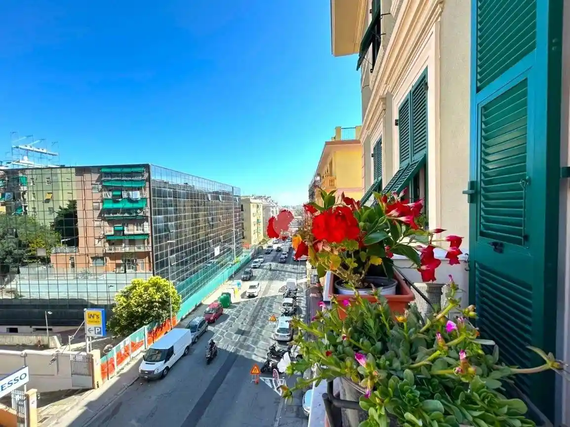 Appartamento in vendita a Genova