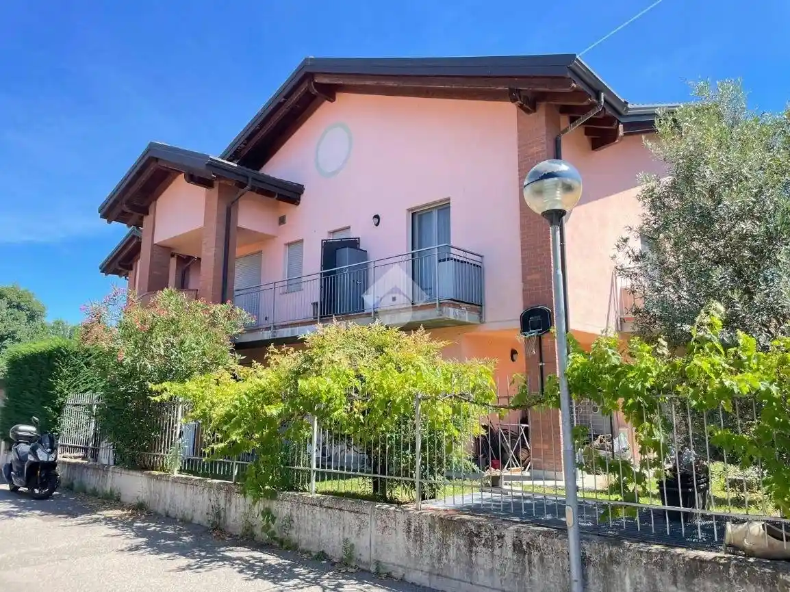 Appartamento in vendita a Arconate