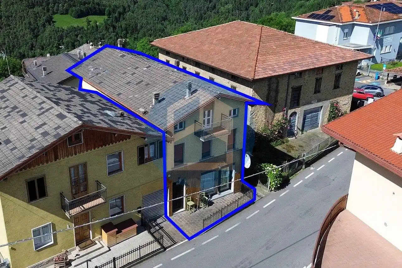 Villa in vendita a Ossimo