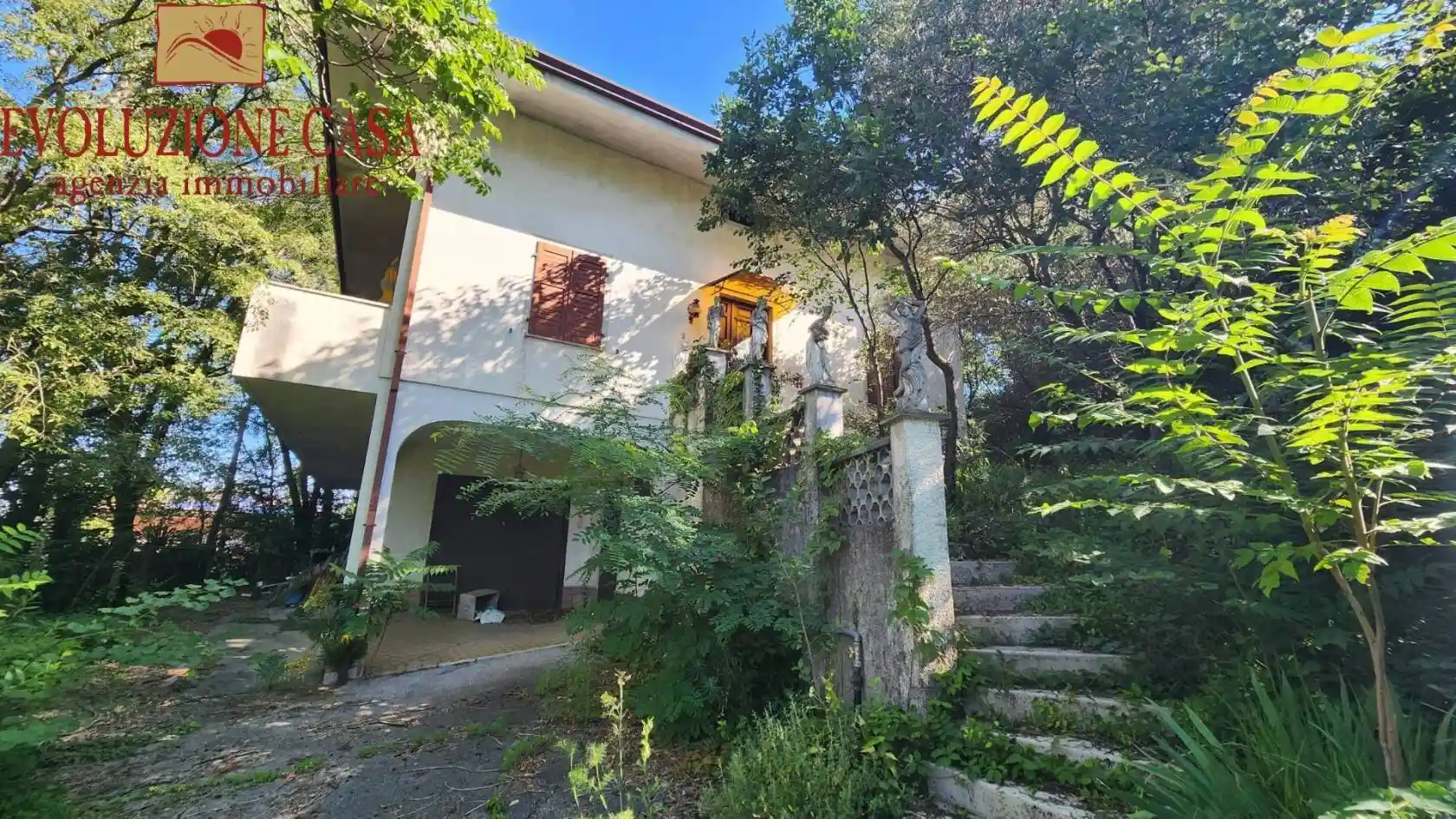 Villa in vendita a Sagrado