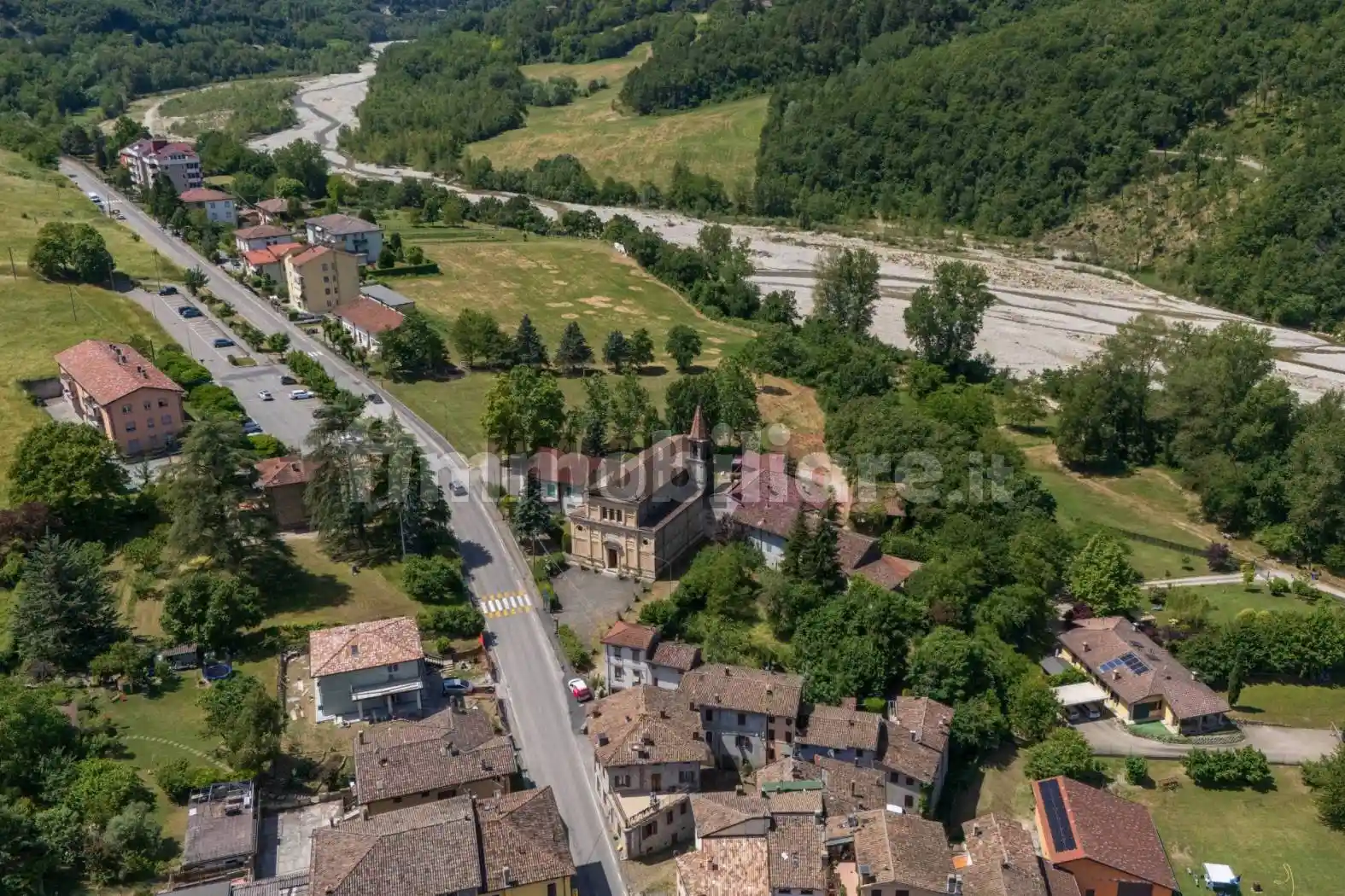 Casa indipendente in vendita a Calestano