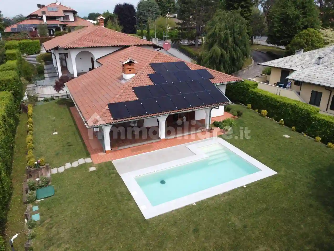 Villa - foto 2