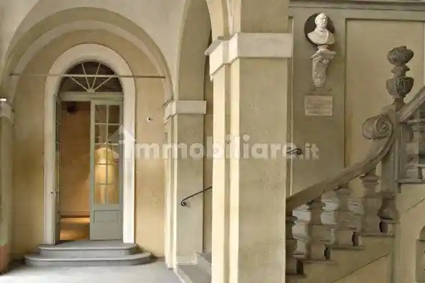 Palazzo - Edificio in vendita a Padova