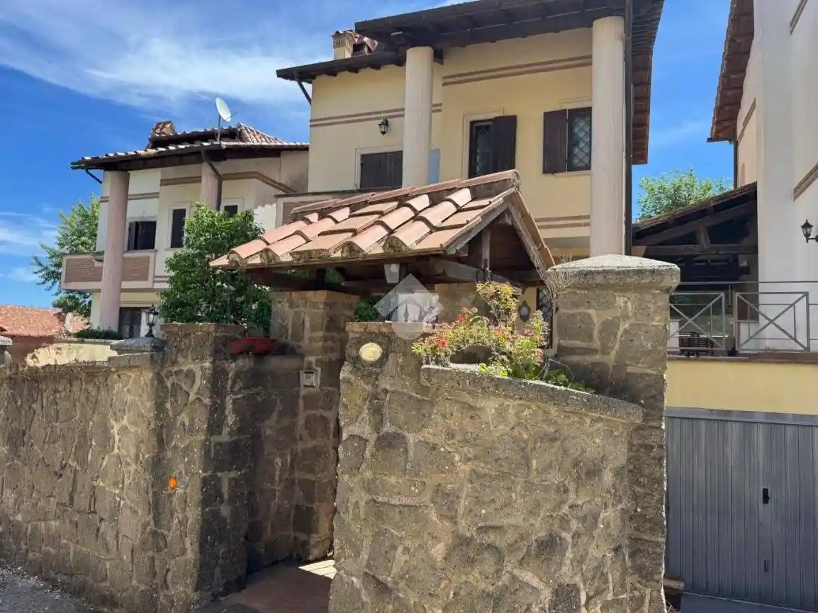 Villa in vendita a Rocca di Papa