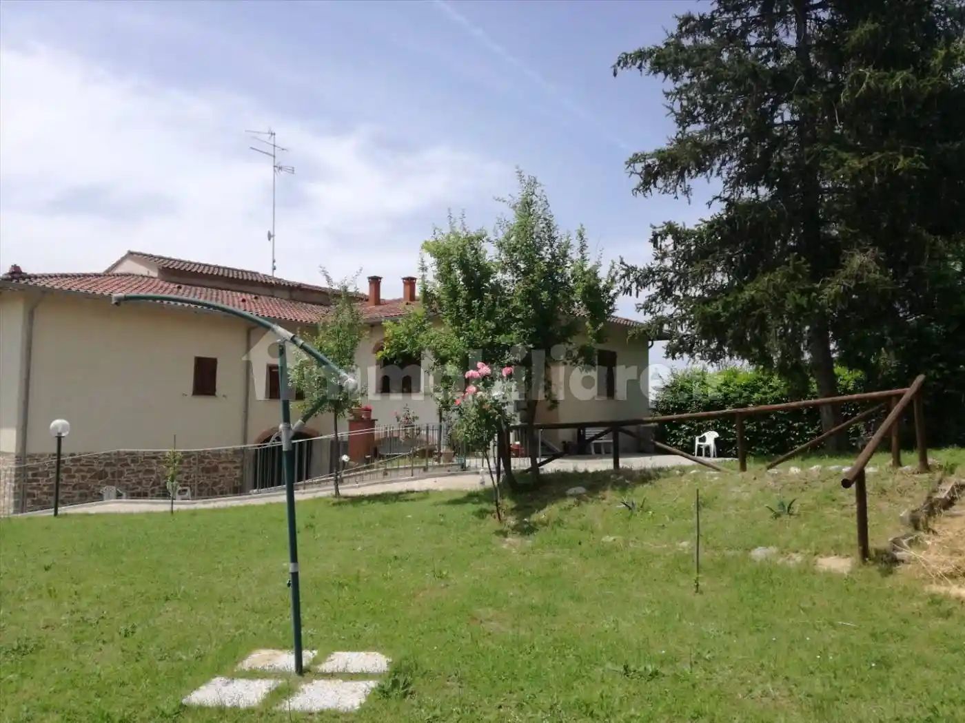 Rustico - Casale in vendita a Lucignano