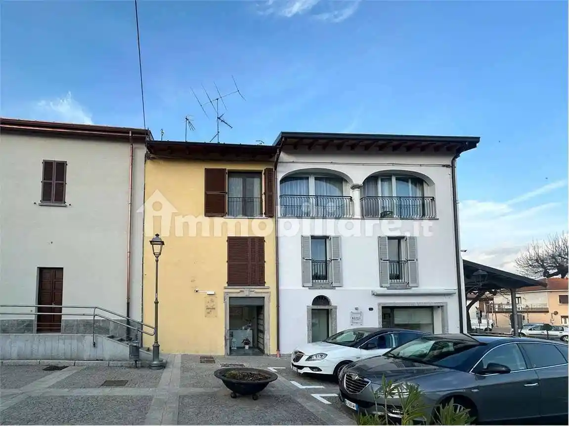 Appartamento in affitto a Ternate