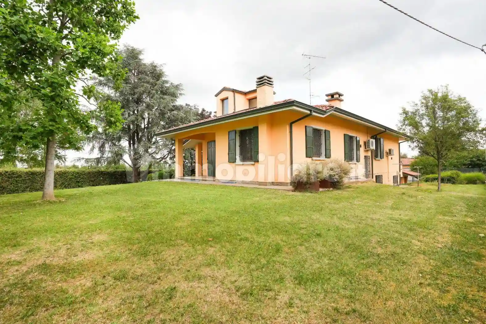 Villa - foto 2